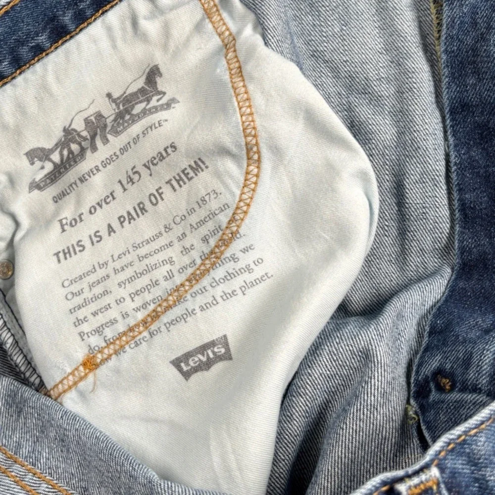 Levi's 550‎ Relaxed Fit Jeans Men's 51x29.5 Blue Medium Wash Tapered Denim